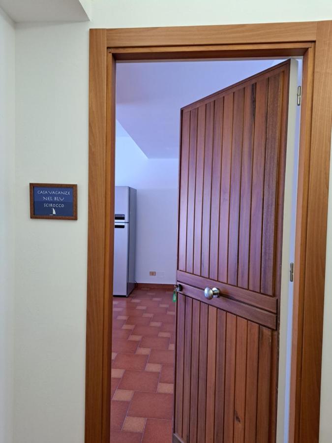 Casavacanze Nel Blu Scirocco Изола деле Фемине Екстериор снимка