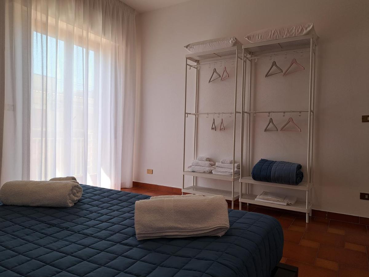Casavacanze Nel Blu Scirocco Изола деле Фемине Екстериор снимка